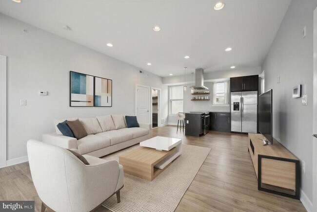 714 N Chadwick St Unit 6