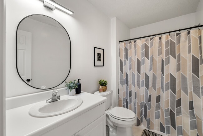 Photo - 515 Pearson Town Rd