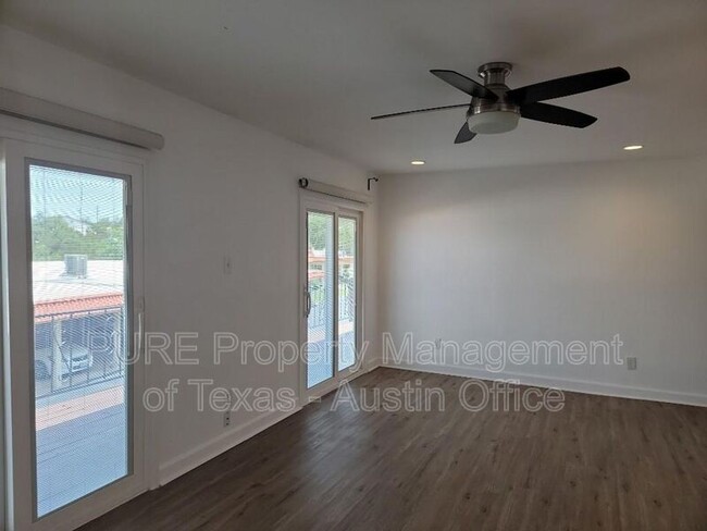 Photo - 3216 Poe Cove Unit #2E
