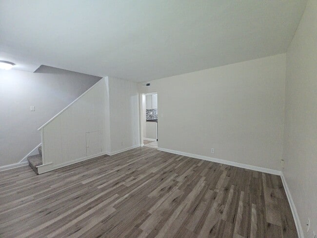 Photo - 1011 Blakley Dr