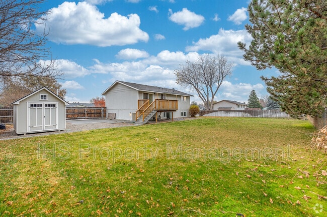 Building Photo - 905 W 33rd Ave Rental