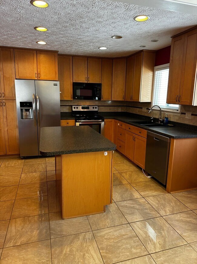 Photo - North Olmsted 3 bedroom 1 1/2 bath home