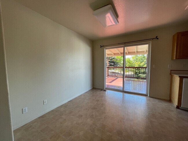 Photo - 3 bedroom house with garage
