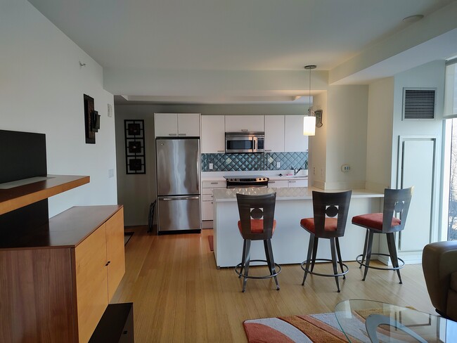 Photo - 2 Earhart St Unit 423