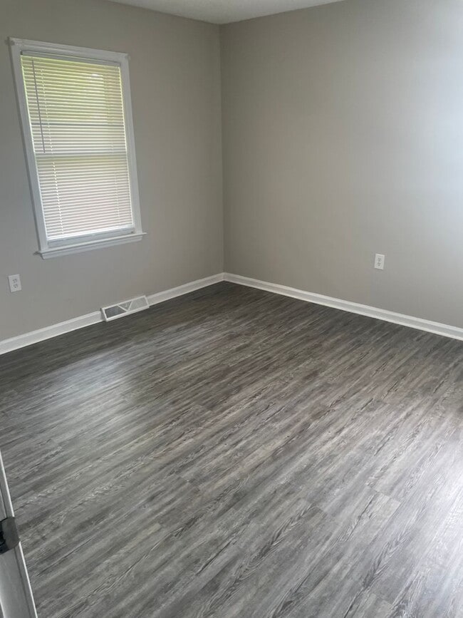 Photo - 624 Marlee Dr