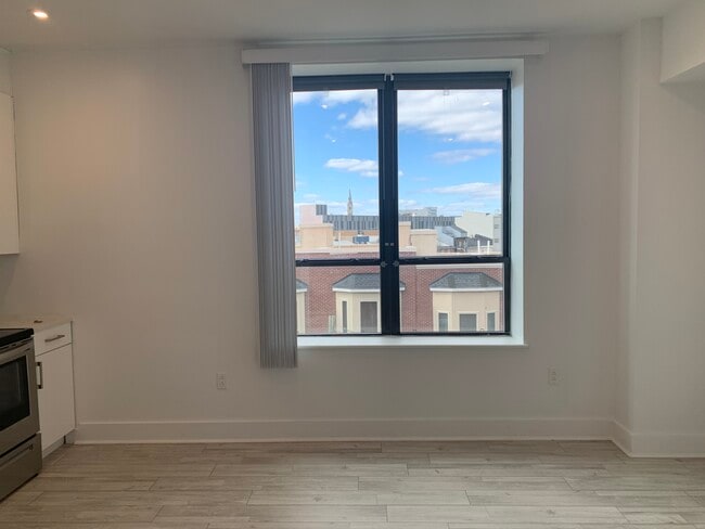 Photo - 1169 Hope St Unit 2A