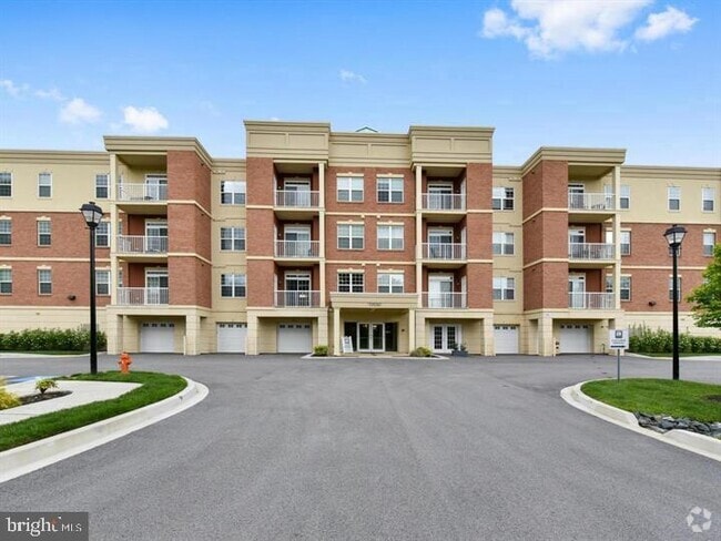 Building Photo - 10530 Resort Road Unit 109 Rental