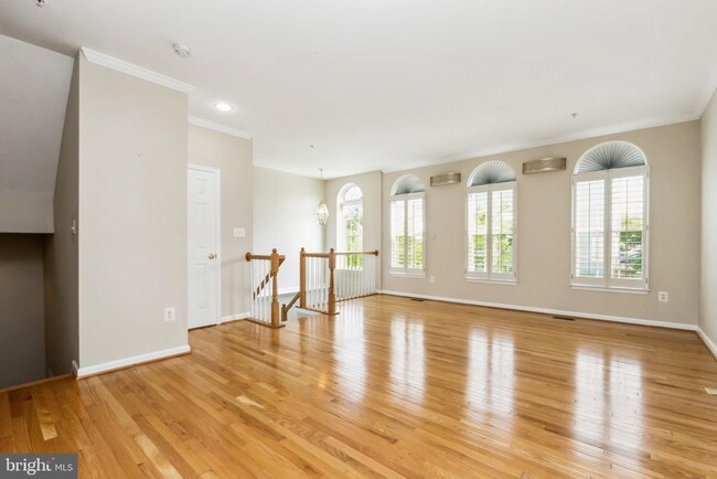 Building Photo - 49 Inkberry Cir