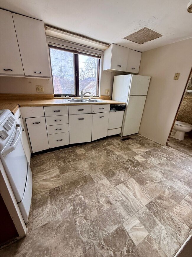 Photo - 45 South Ave Unit 2