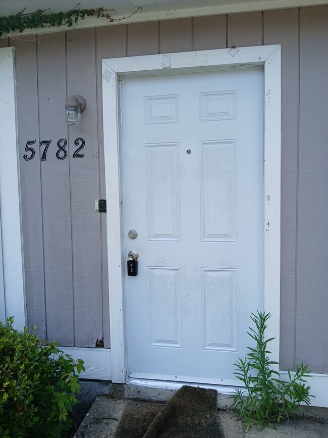 Photo - 5782 Aftonshire Dr