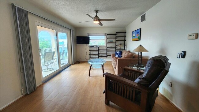 Photo - 3575 Gulf Blvd Unidad 301