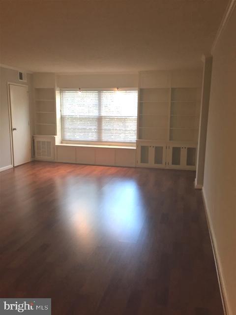 Photo - 7621 Provincial Dr Unit 211
