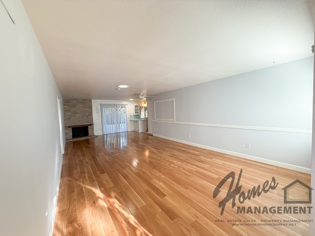 Photo - Homes Management - 3 bed, 2 bath home off Oak Hill