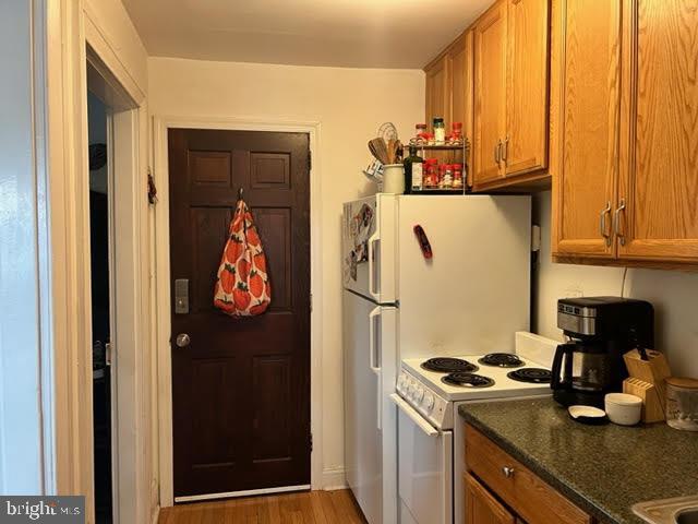 Photo - 131 W Miner St