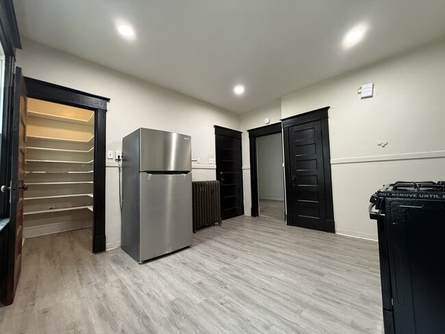 Photo - 34 Besch Ave