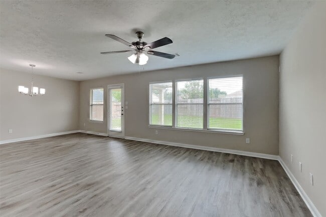 Photo - 16218 Range Valley Ln