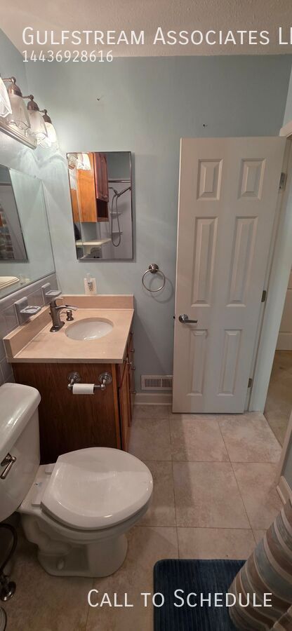 Building Photo - 1 Center Rd Unit 4