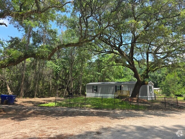 Building Photo - 5854 Old Chisolm Rd Rental