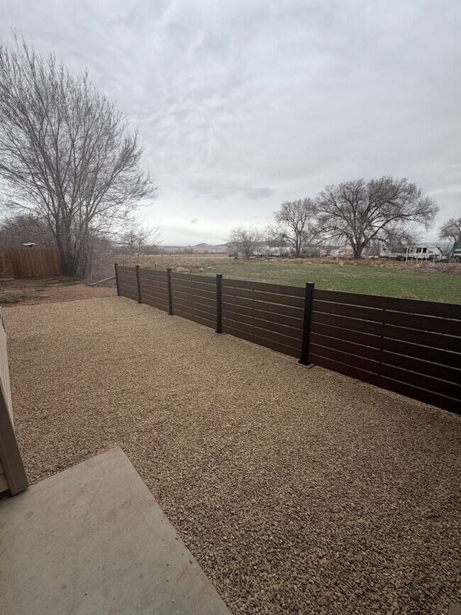Photo - 3 Bed 2.5 Bath in Vernal!!