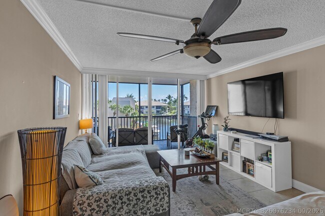 Photo - 6 Royal Palm Way Unit 307