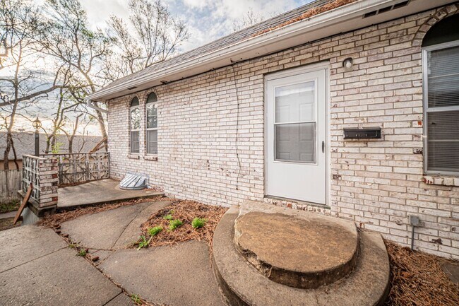 Photo - 1107 S Jackson St Unidad 1107 S. Jackson St. -  C