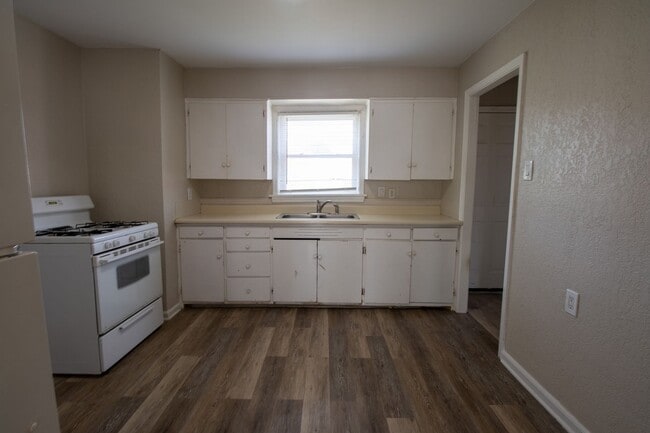 Photo - 2 bed 1 bath w loft