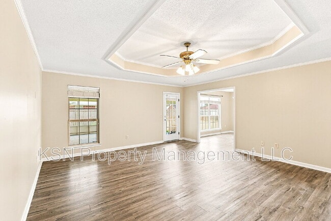 Photo - 17 Arbor Ridge Way