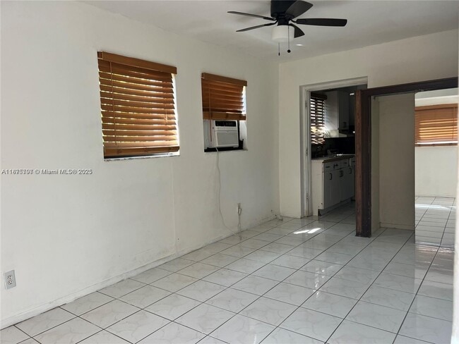 Photo - 7021 SW 30th St Unit 1