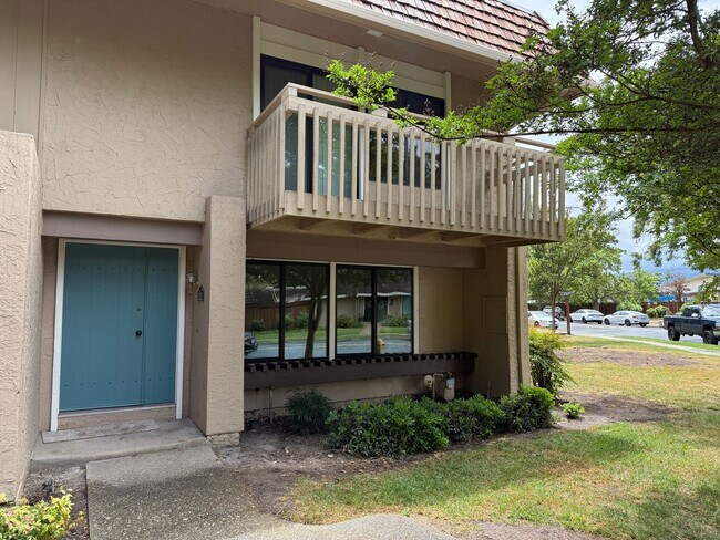 Totally remodeled Townhome - Totally remodeled Townhome