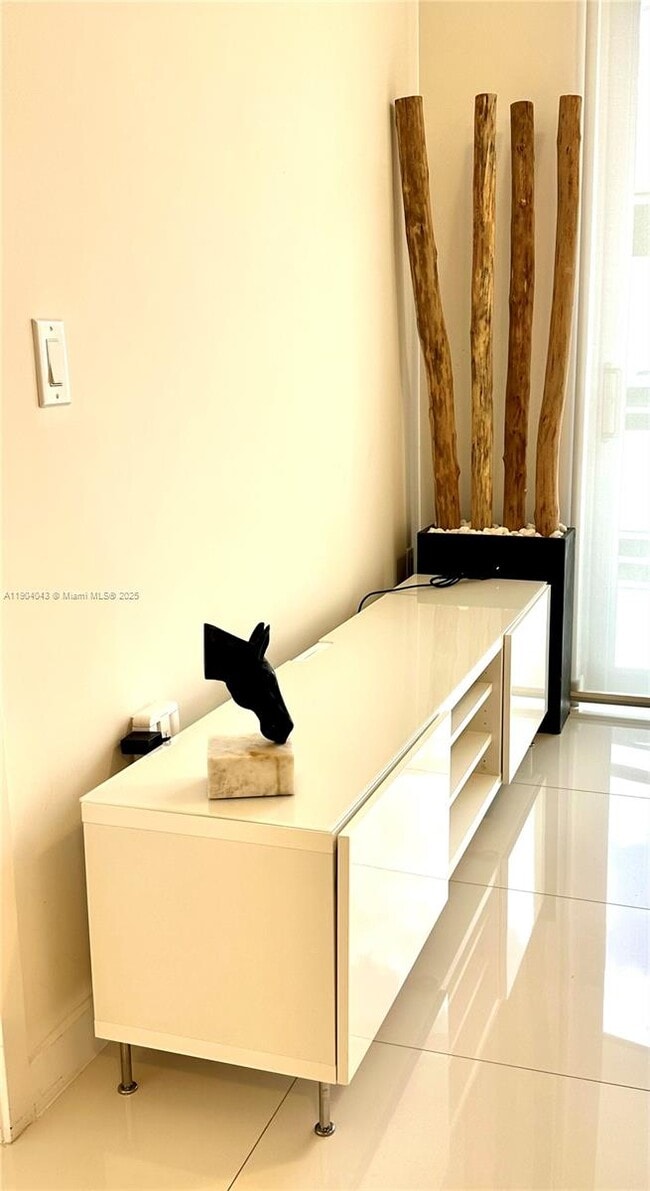 Photo - 7661 NW 107th Ave Unidad 406