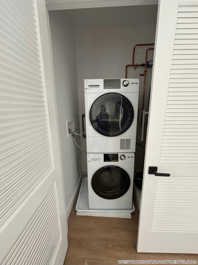 Photo - 199 Gardner St Unidad 114