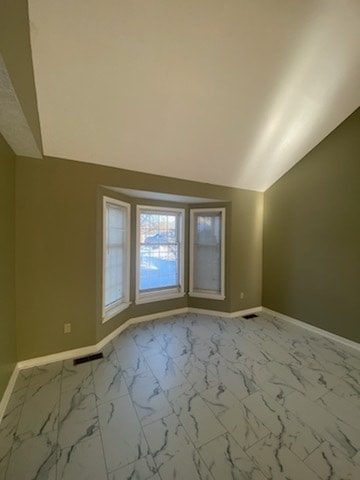 Photo - 437 Ayrault Rd
