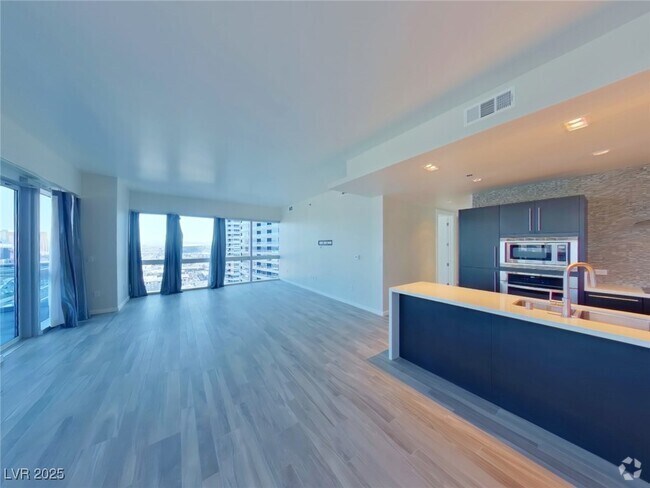 Building Photo - 4471 Dean Martin Dr Unit 2209 Rental