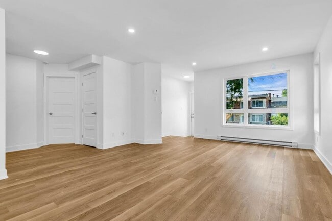 Photo - 2019 Rue Sainte-Hélène