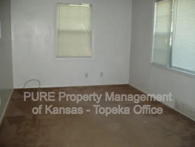 Photo - 2412 SW Seabrook Ave