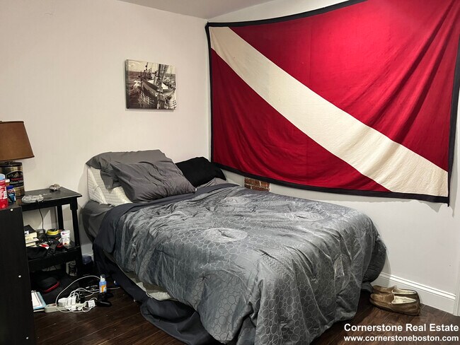 Photo - 9 Oswald St Unit B