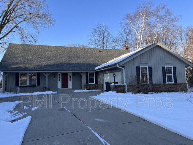 Photo - 3204 Chateau Ct House