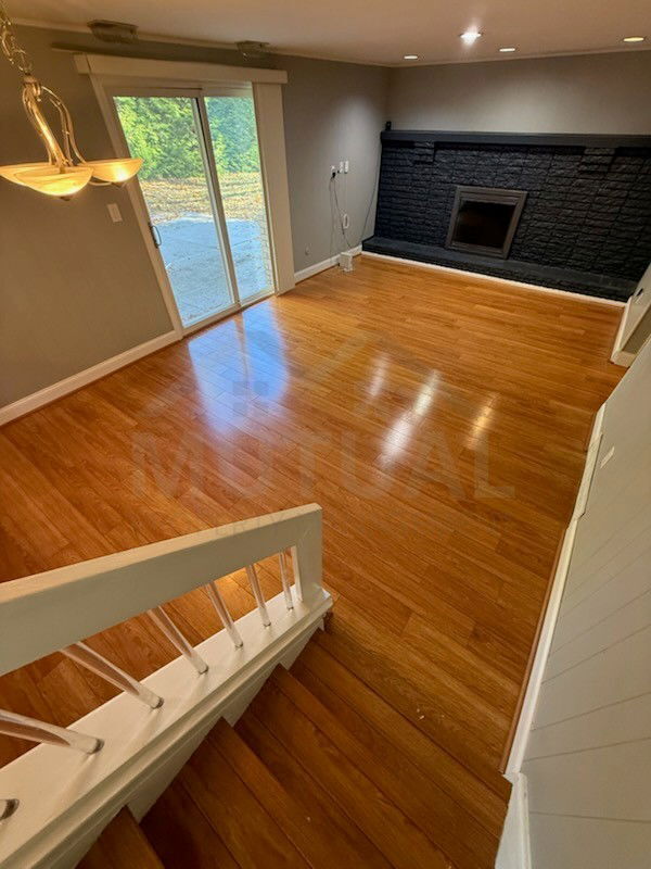 Photo - 7072 Lee Crest Dr