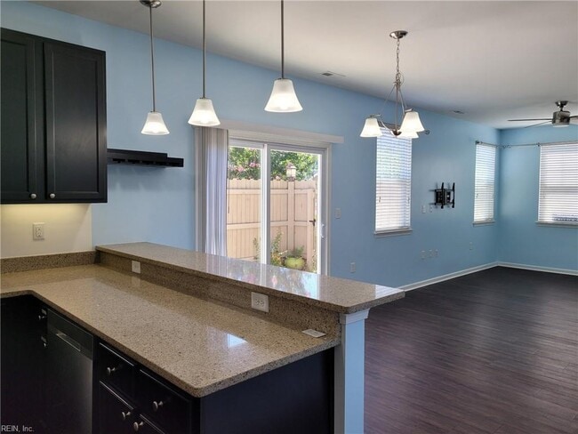 Photo - 4136 Clarendon Wy