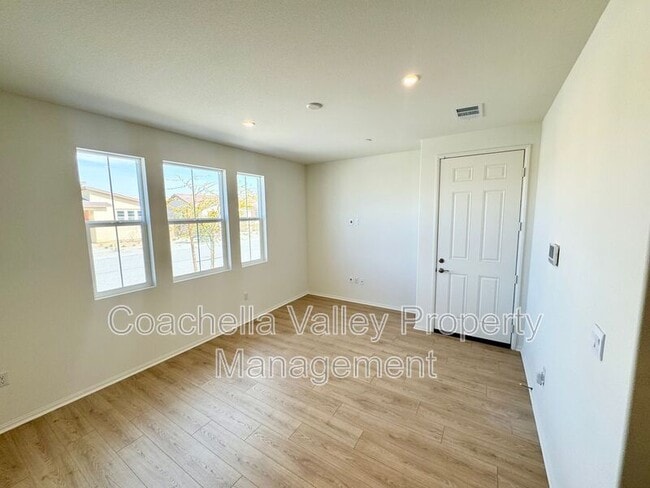 Photo - 130 Via Palermo Via