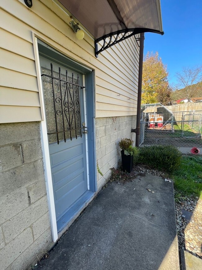 Photo - 402 N 6th Ave Unidad 402 1/2