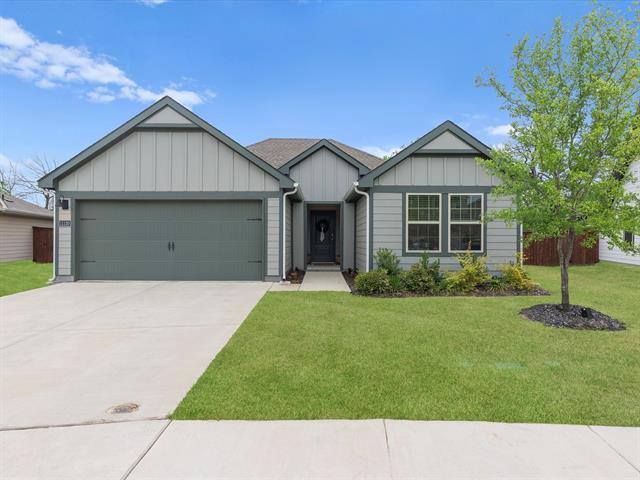 Building Photo - 11120 E Chase Ln