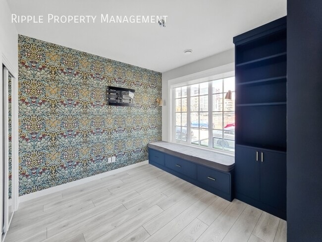 Photo - STUNNING 4 BEDS, 2.5 BATHS TOWNHOUSE | PREMIUM FINISHES & PRIVATE BALCONY | AC AVAILABLE