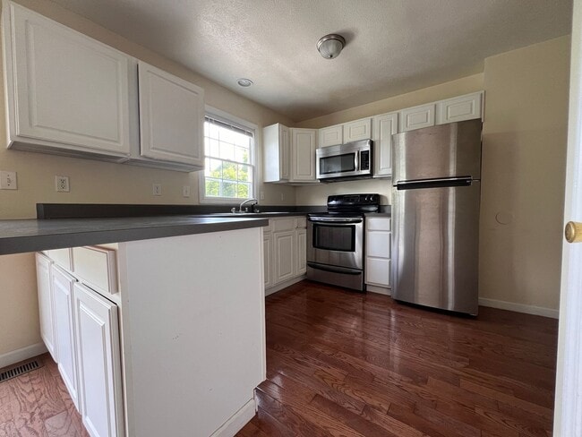 Photo - 1443 Willey St Unit 1449