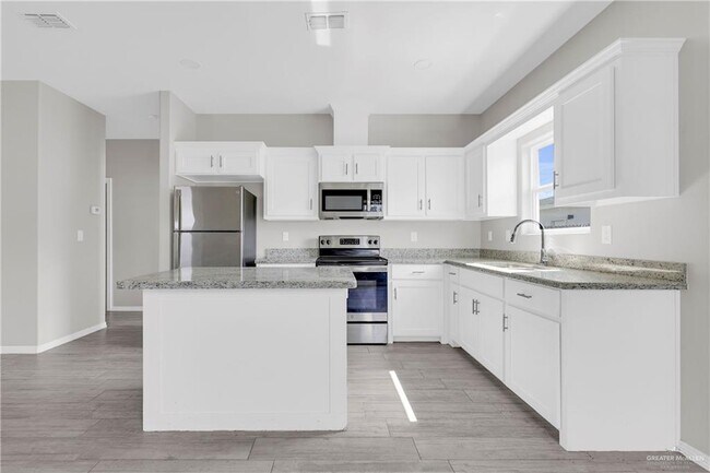 15 S Dahlia St Unit 3