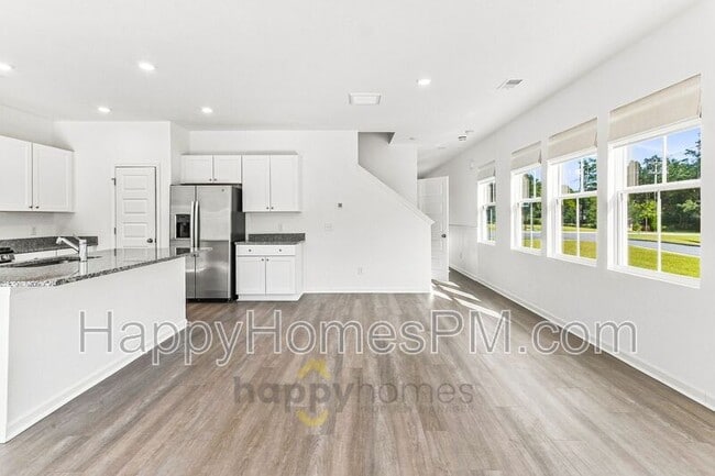 103 Pine Gate Dr