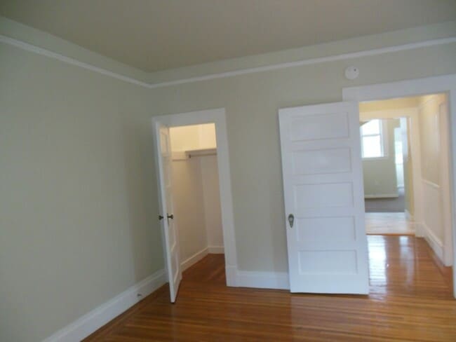 Photo - 181 Saturn St Unit 1