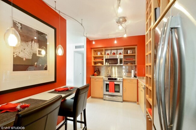 Photo - 260 E Chestnut St Unidad 2603