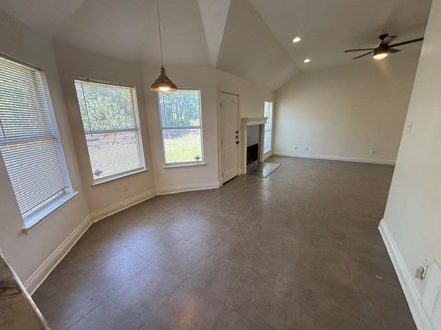 Photo - 517 Meadowcrest Dr