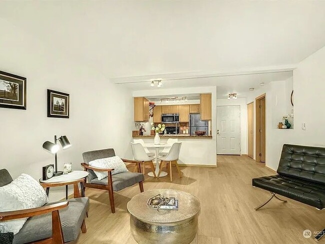 Photo - "Charming 1-Bedroom Haven in Seattle's Vibrant West Seattle Neighborhood!"